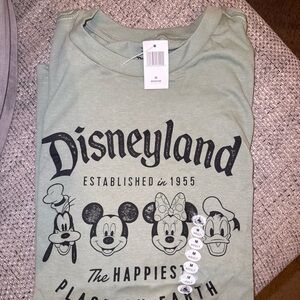 Disneyland Women's Short Sleeve Tee - Sage Green